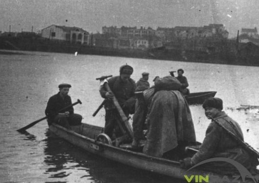 фотографии - vinbazar.com/news/nshe/vinnitsya-pislya-vizvolevid-fashisti-1944-rik-arkhivni-foto